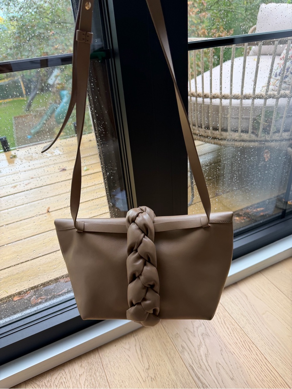 DeMellier Verona Bag Taupe - Picture 2 of 9